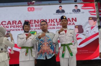 Siswa/i Perwakilan SMAN 1 LAHEI Menjadi Pasukan Pengibaran Bendera ke-80 Kab.Barito Utara